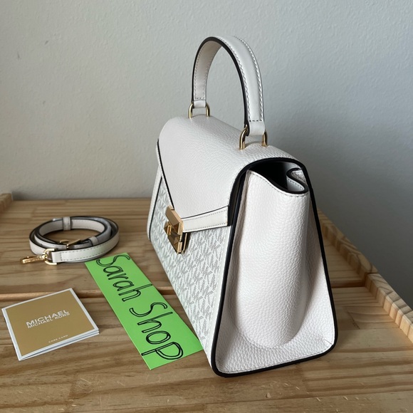 🌼Michael Kors Purse Set - Picture 16 of 16